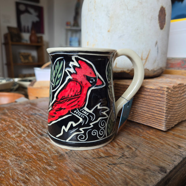 Mug Woodland - Cardinal Regular Black background
