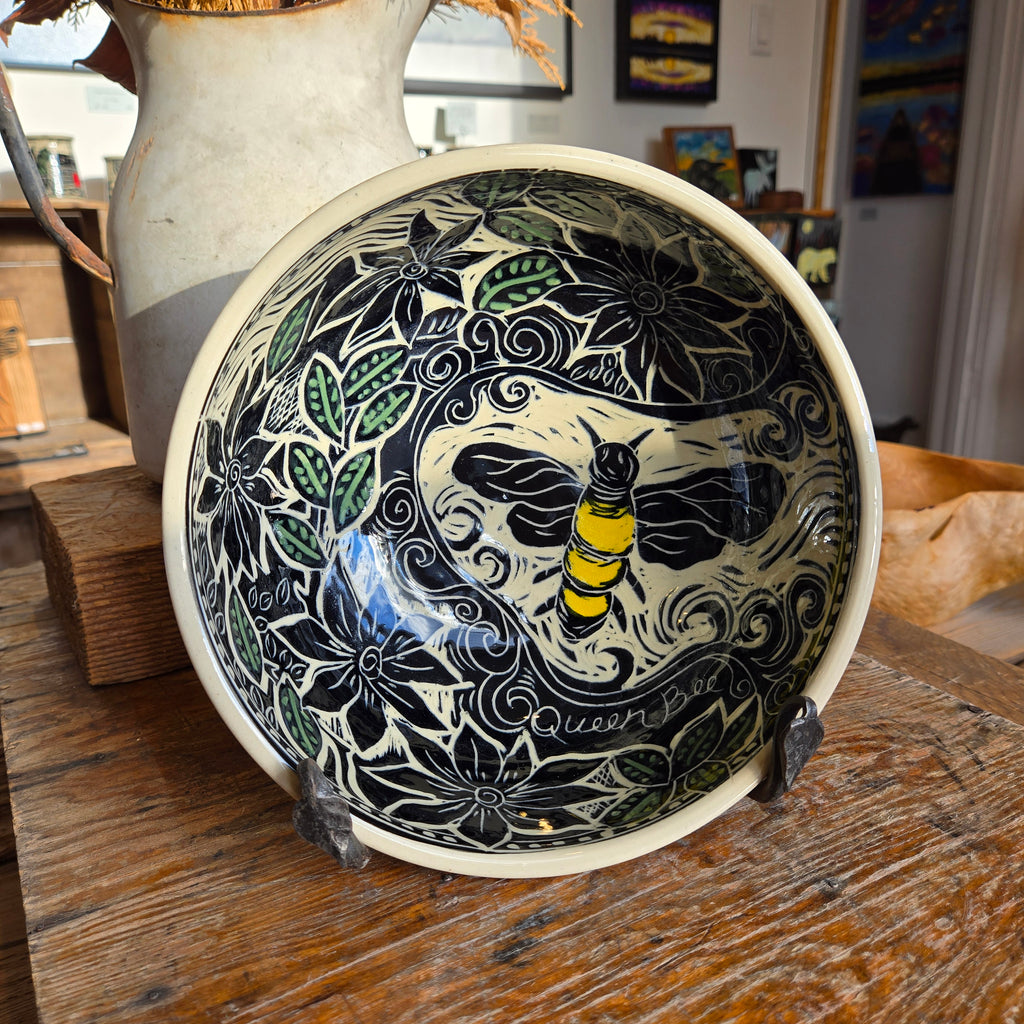 Medium Serving Bowl - Queen Bee